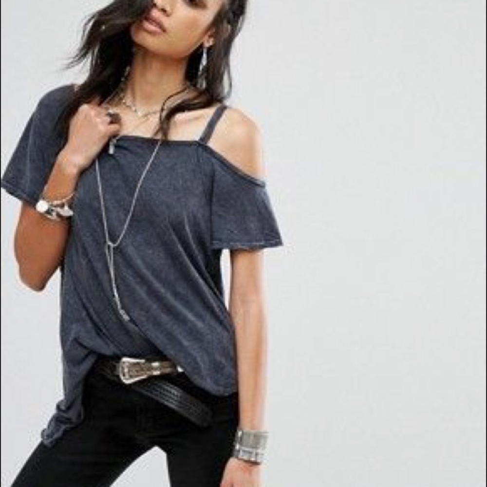 Free people off shoulder top Caroline T-shirt M
